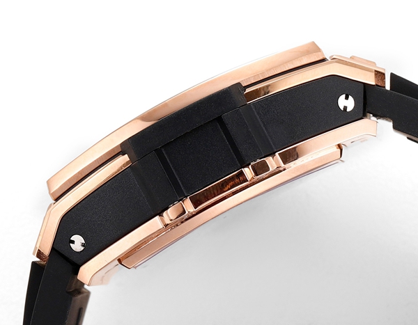 ウブロコピー時計角部分ディテール